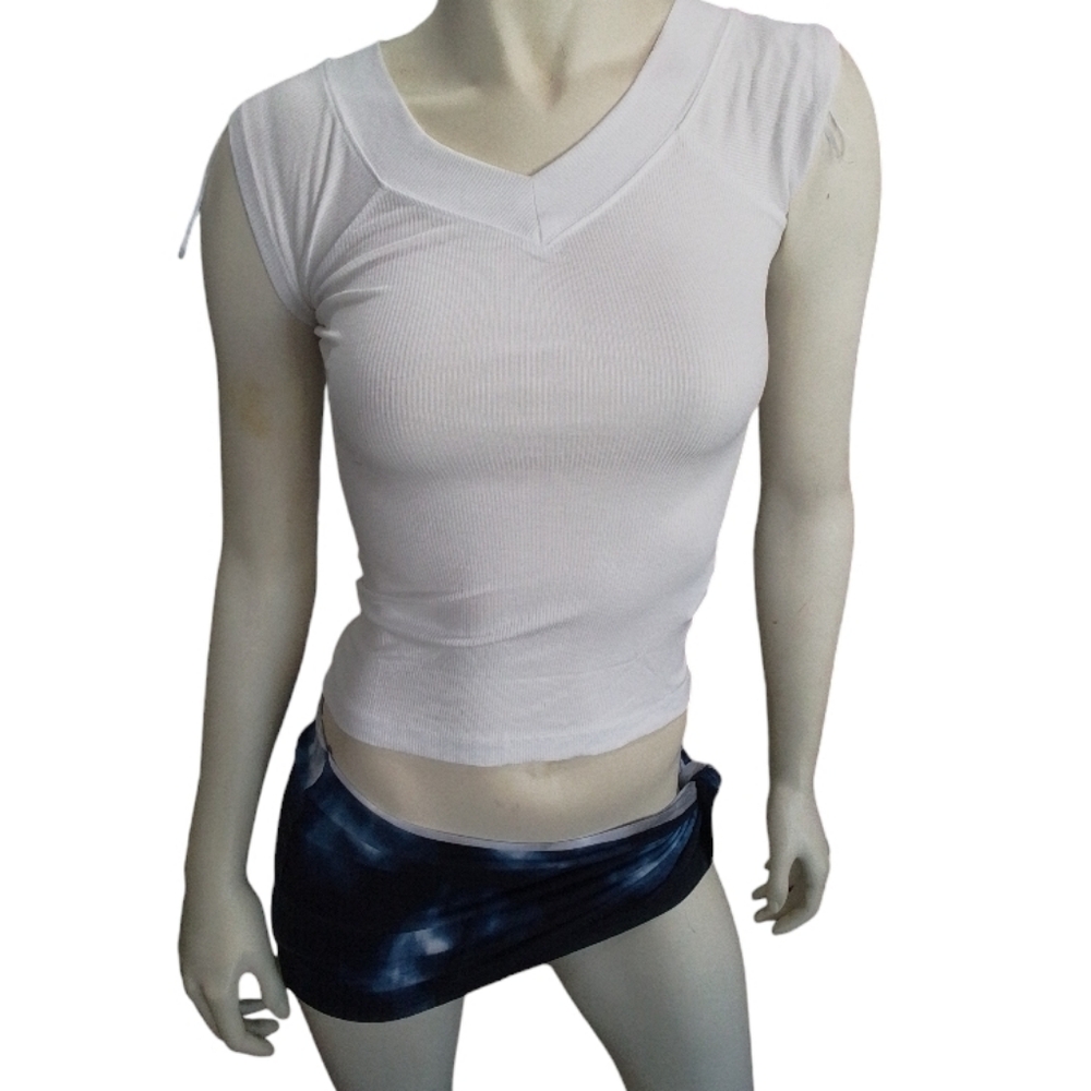 BDG White Off-the-Shoulder Cap Sleeve Medium Top Blouse NEW